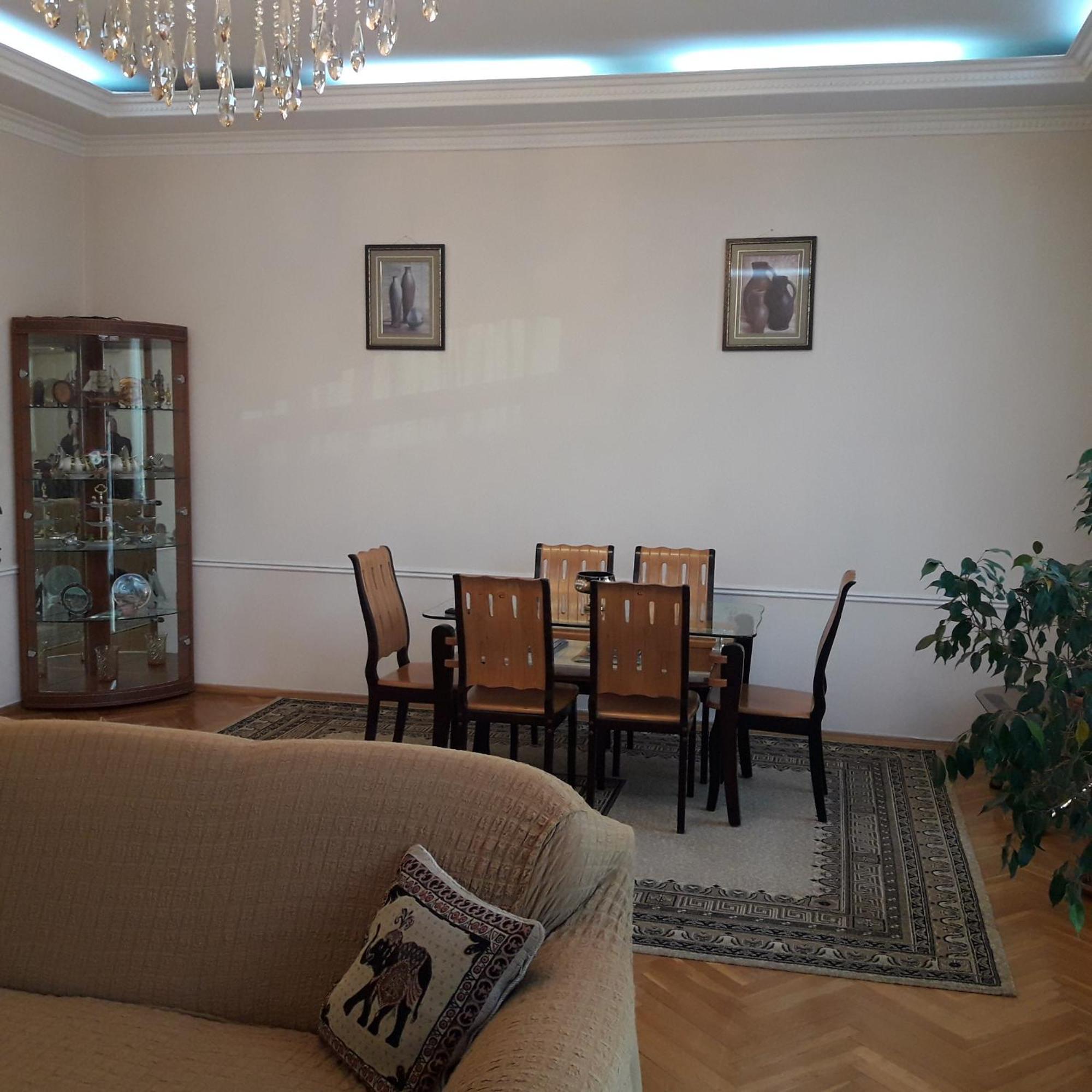 Neftiannikov Avenue Apartment บากู ภายนอก รูปภาพ
